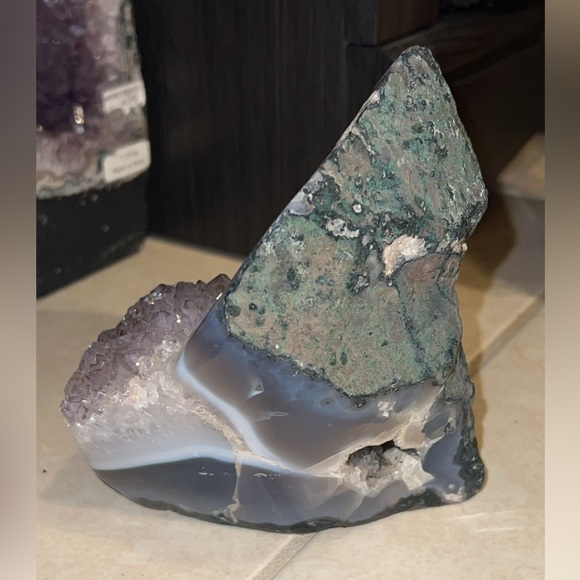 Funky amethyst in agate - Picture 4 of 5